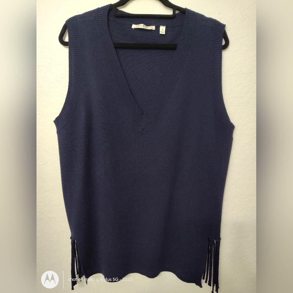 Cyrus Navy Blue Sweater Vest Size Medium Extremely Soft!